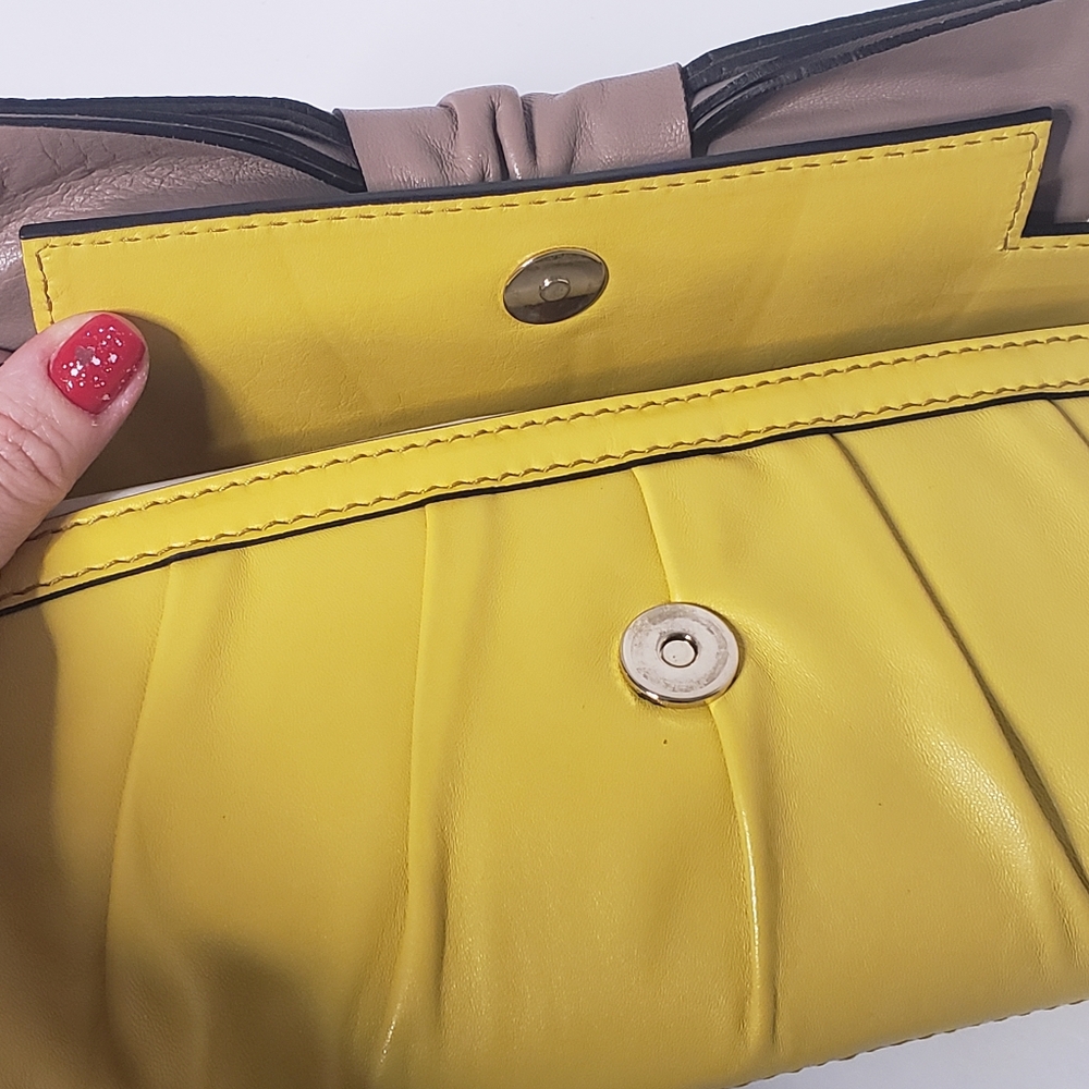 🎊HP!🎊2.23.18🎊Lamb skin leather clutch 👛 - Picture 6 of 8